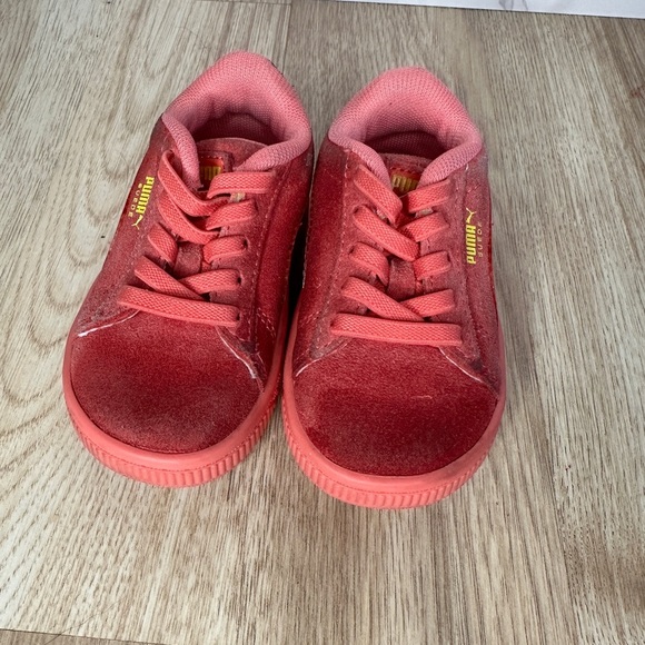 PUMA Suede Sneakers Toddler Size Pink Athletic Shoes Casual Sneakers - Picture 3 of 6